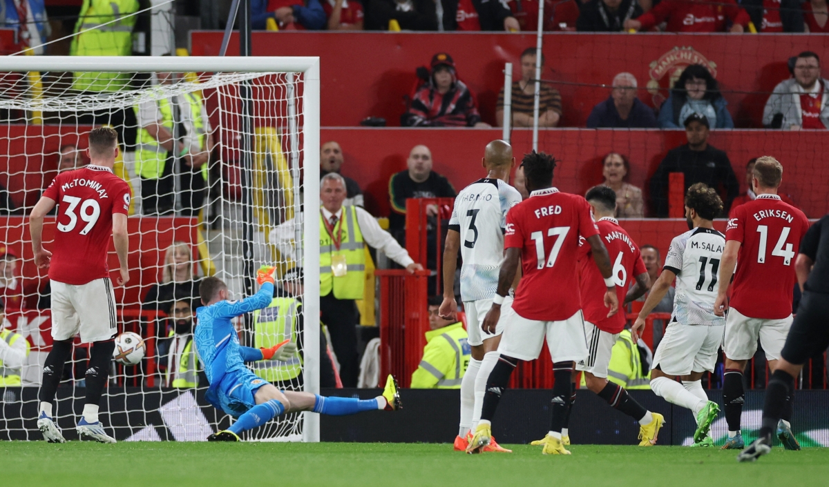 sancho ghi ban sieu hang, mu day liverpool xuong sat nhom den do hinh anh 13