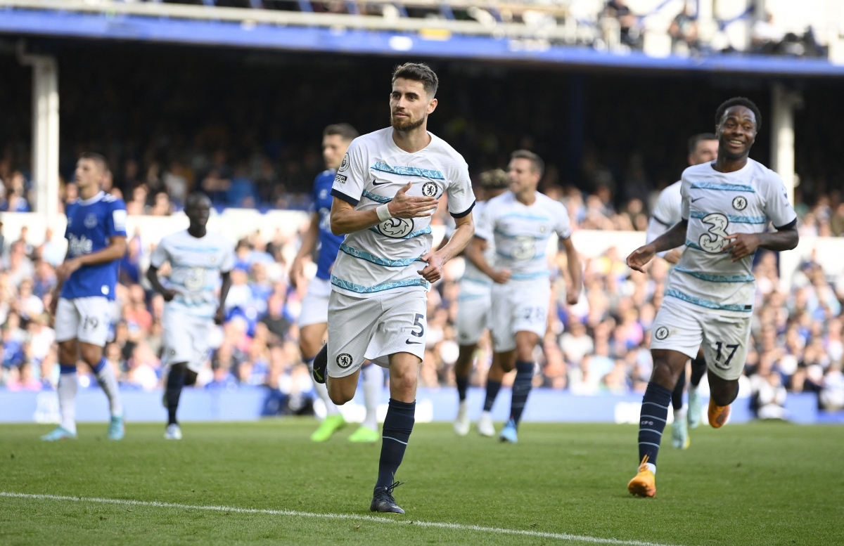 bom tan raheem sterling phung phi co hoi, chelsea nhoc nhan vuot ai everton hinh anh 6