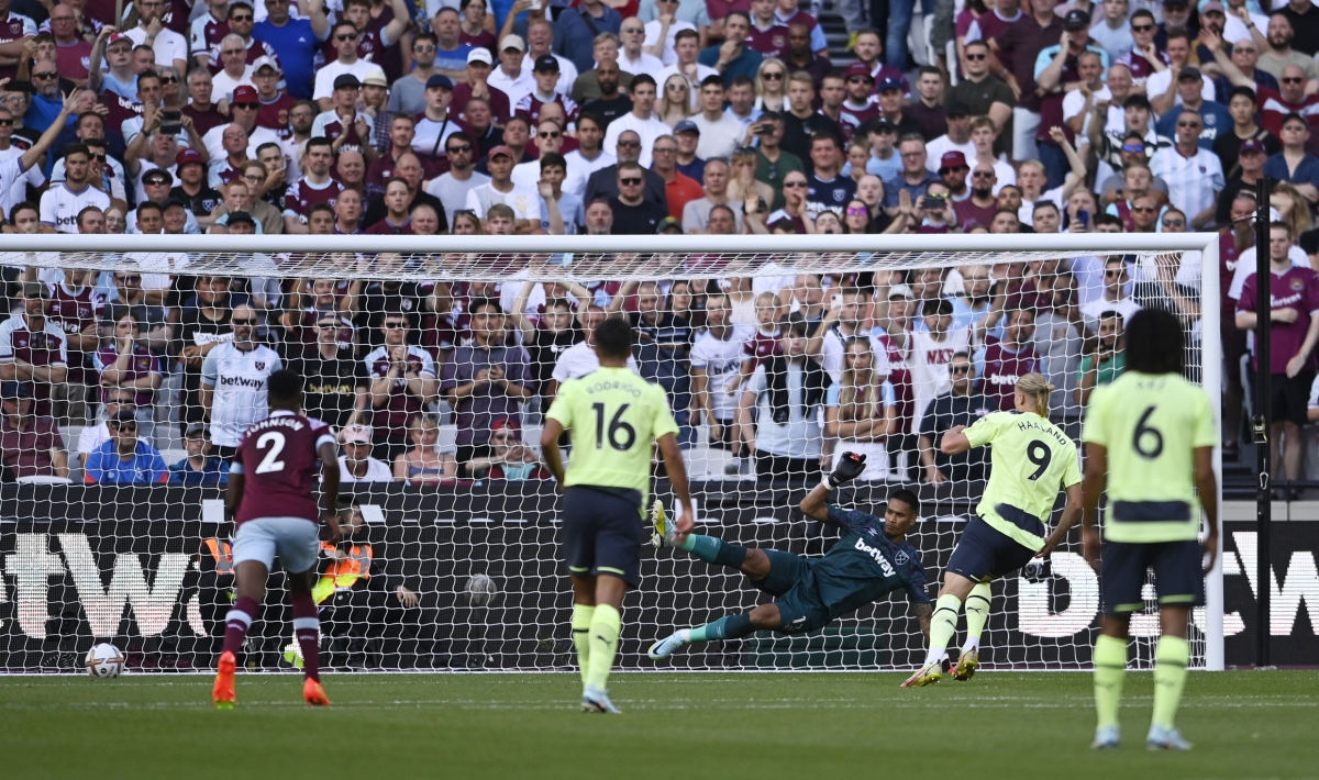 trUc tiEp west ham 0-2 man city de bruyne kien tao, haaland lap cu dup hinh anh 4
