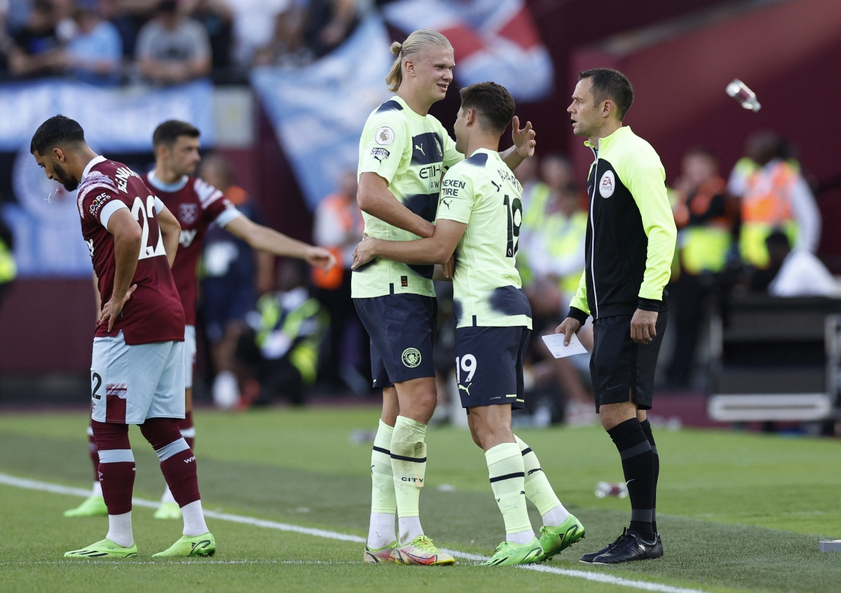 haaland ghi cu dup trong ngay ra mat ngoai hang anh, man city thang de west ham hinh anh 1