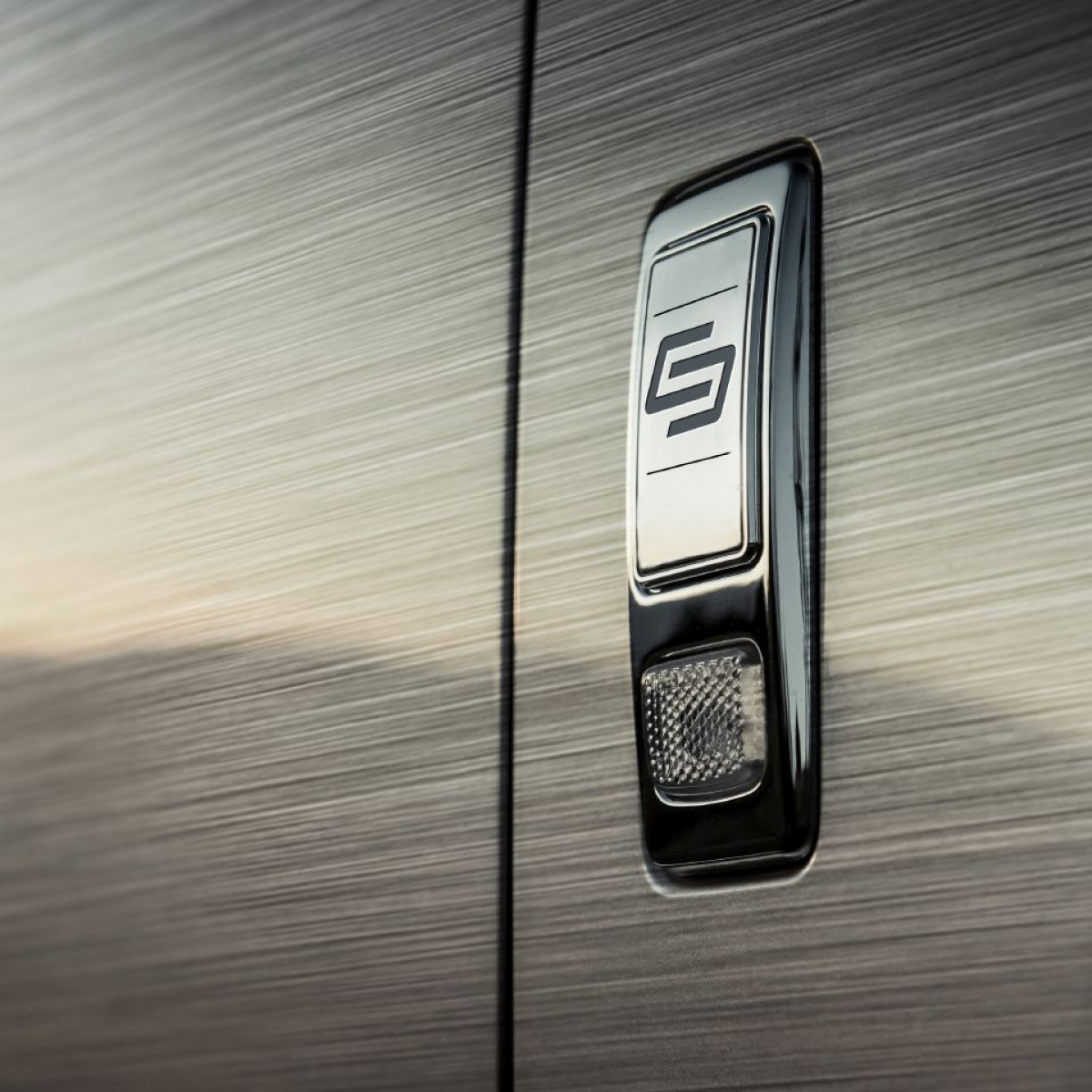 rolls-royce cullinan them sang trong voi goi do cua carlex design hinh anh 10