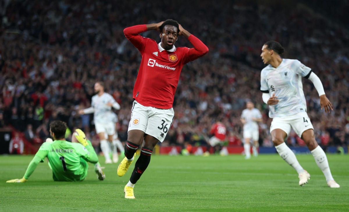 sancho ghi ban sieu hang, mu day liverpool xuong sat nhom den do hinh anh 6