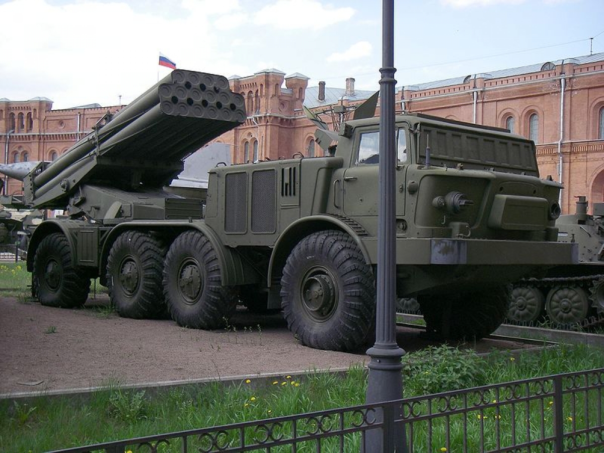 sức mạnh pháo phản lực cuồng phong cả nga và ukraine sử dụng trên chiến trường hình ảnh 1 suc manh phao phan luc cuong phong ca nga va ukraine su dung tren chien truong hinh anh 1