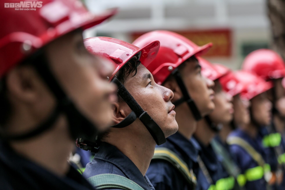 mot ngay tap luyen khac nghiet cua cac chien si tri giac lua hinh anh 21