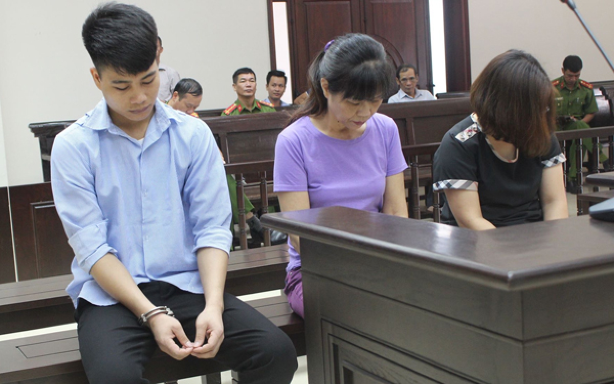 nhung vu chay quan karaoke, quan bar o ha noi bi khoi to hinh anh 2