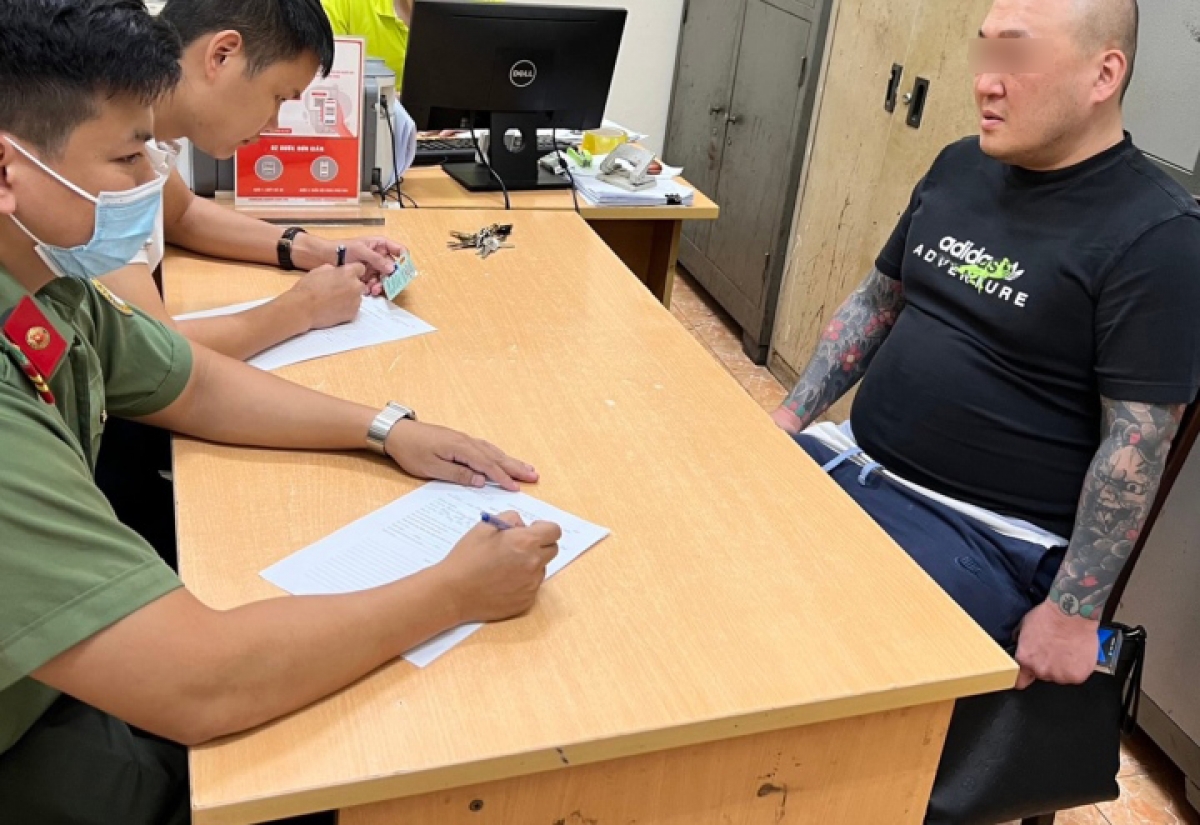 tội phạm người hàn quốc đang bị interpol truy nã sa lưới ở hà nội hình ảnh 1 toi pham nguoi han quoc dang bi interpol truy na sa luoi o ha noi hinh anh 1