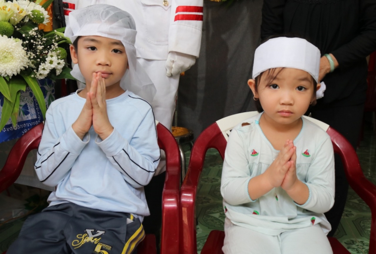 tiec thuong nguoi canh sat hinh su hy sinh khi truy bat toi pham hinh anh 5