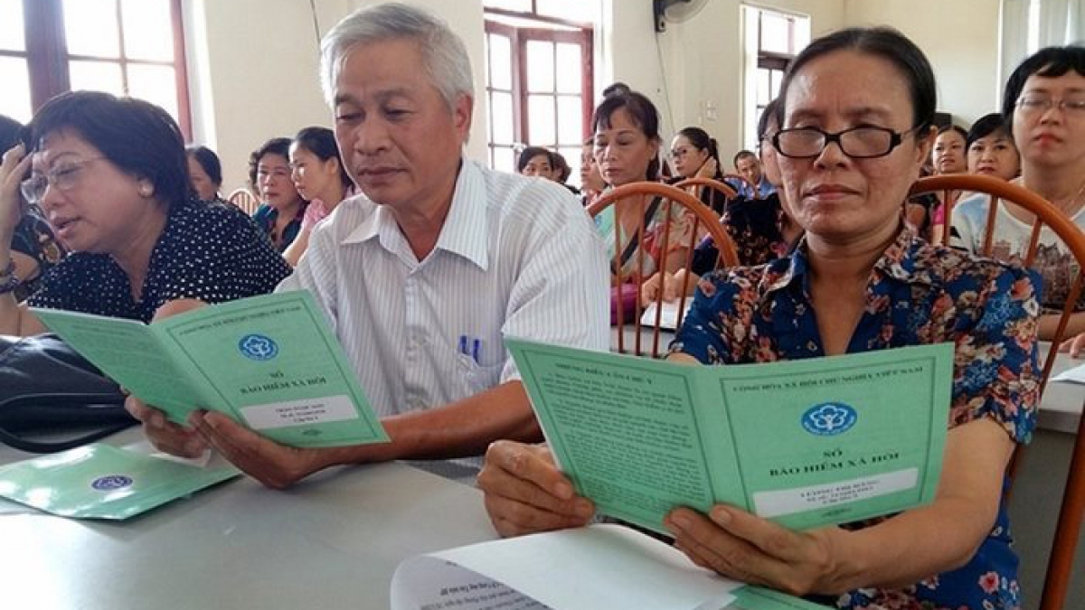 quy dinh moi ve nghi huu o tuoi cao hon doi voi vien chuc hinh anh 1