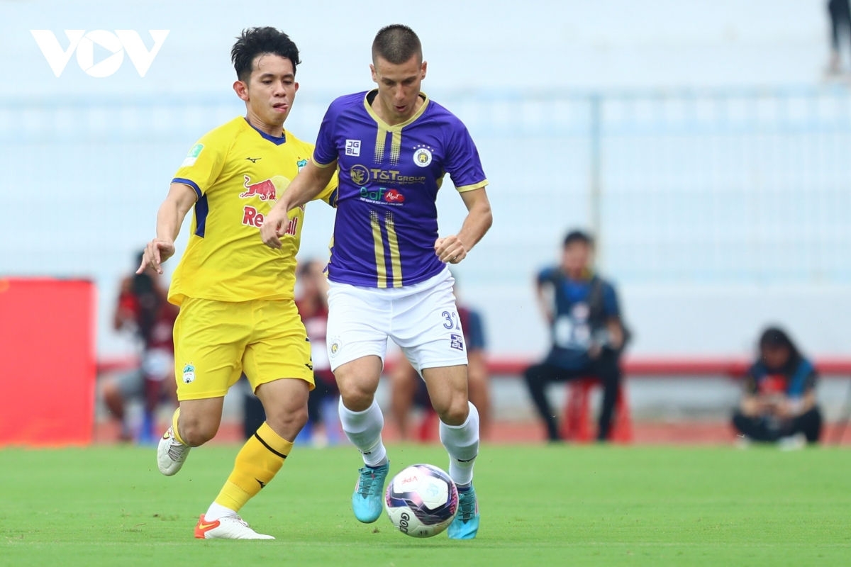 ha noi fc - hagl Dai chien o hang Day hinh anh 2