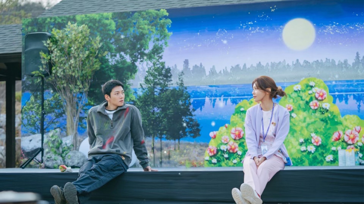 ji chang wook tai xuat day gai goc, ben duyen voi soo young snsd hinh anh 2