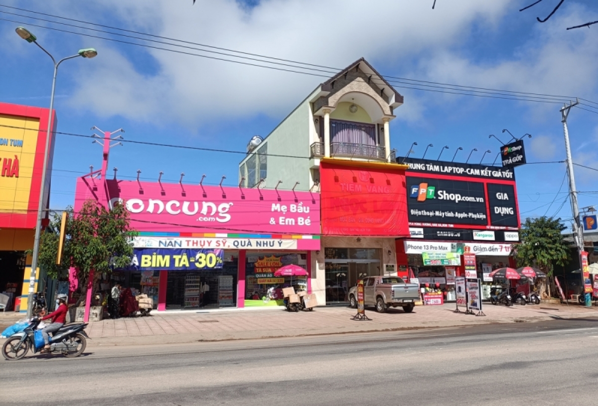 kon tum kiểm tra việc ubnd thị trấn Đăk hà cho cá nhân mượn đất để kinh doanh hình ảnh 1 kon tum kiem tra viec ubnd thi tran Dak ha cho ca nhan muon dat de kinh doanh hinh anh 1
