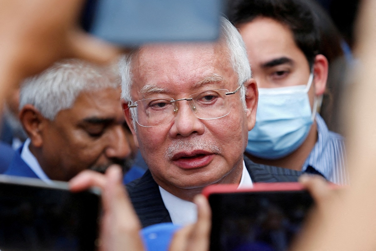 người dân malaysia hài lòng với phán quyết đối với cựu thủ tướng najib razak hình ảnh 1 nguoi dan malaysia hai long voi phan quyet doi voi cuu thu tuong najib razak hinh anh 1