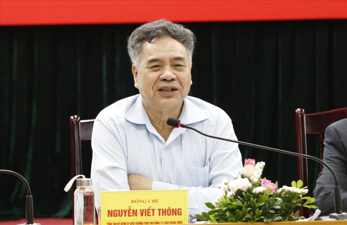 Để xây dựng Đảng, phải nâng cao chất lượng đội ngũ đảng viên hình ảnh 1 De xay dung Dang, phai nang cao chat luong doi ngu dang vien hinh anh 1