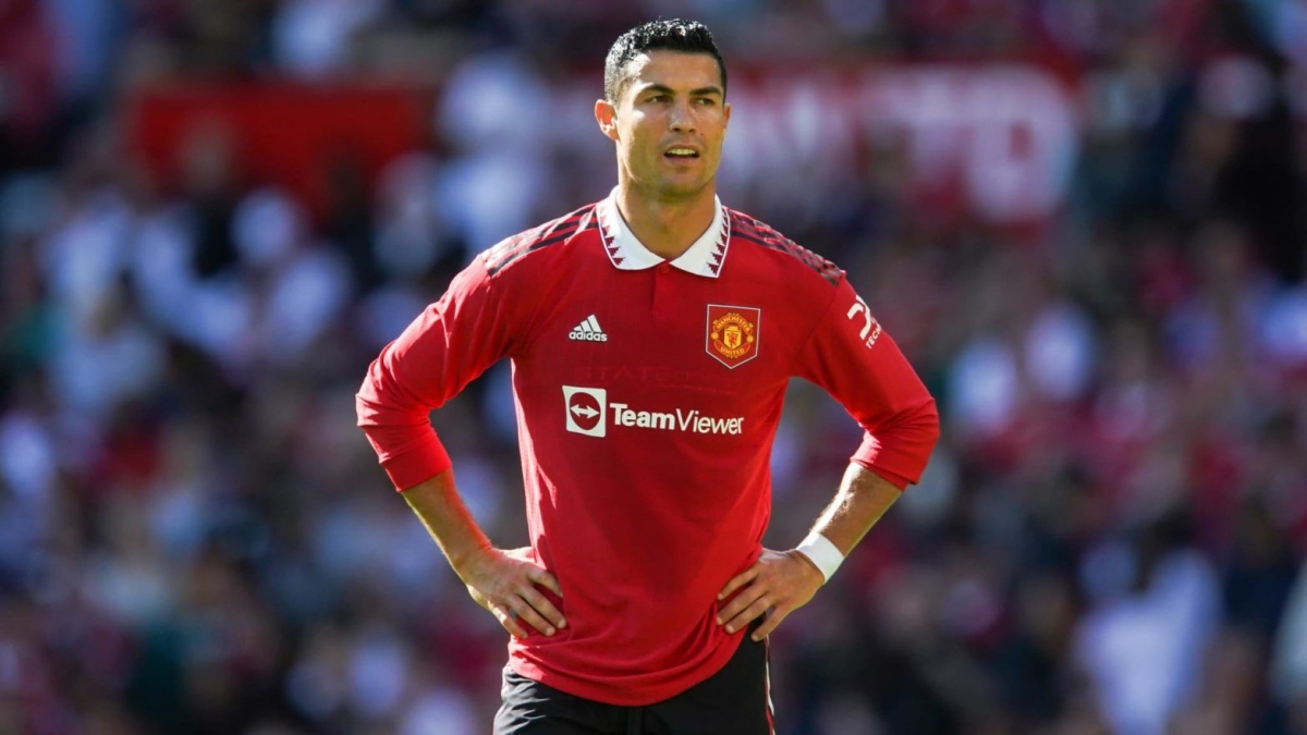 chuyen nhuong 21 8 antony noi loan de roi ajax, ronaldo dong y o lai mu hinh anh 2