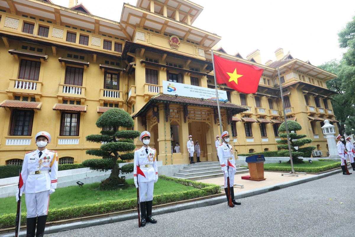 viet nam to chuc le thuong co ky niem 55 nam ngay thanh lap asean hinh anh 3