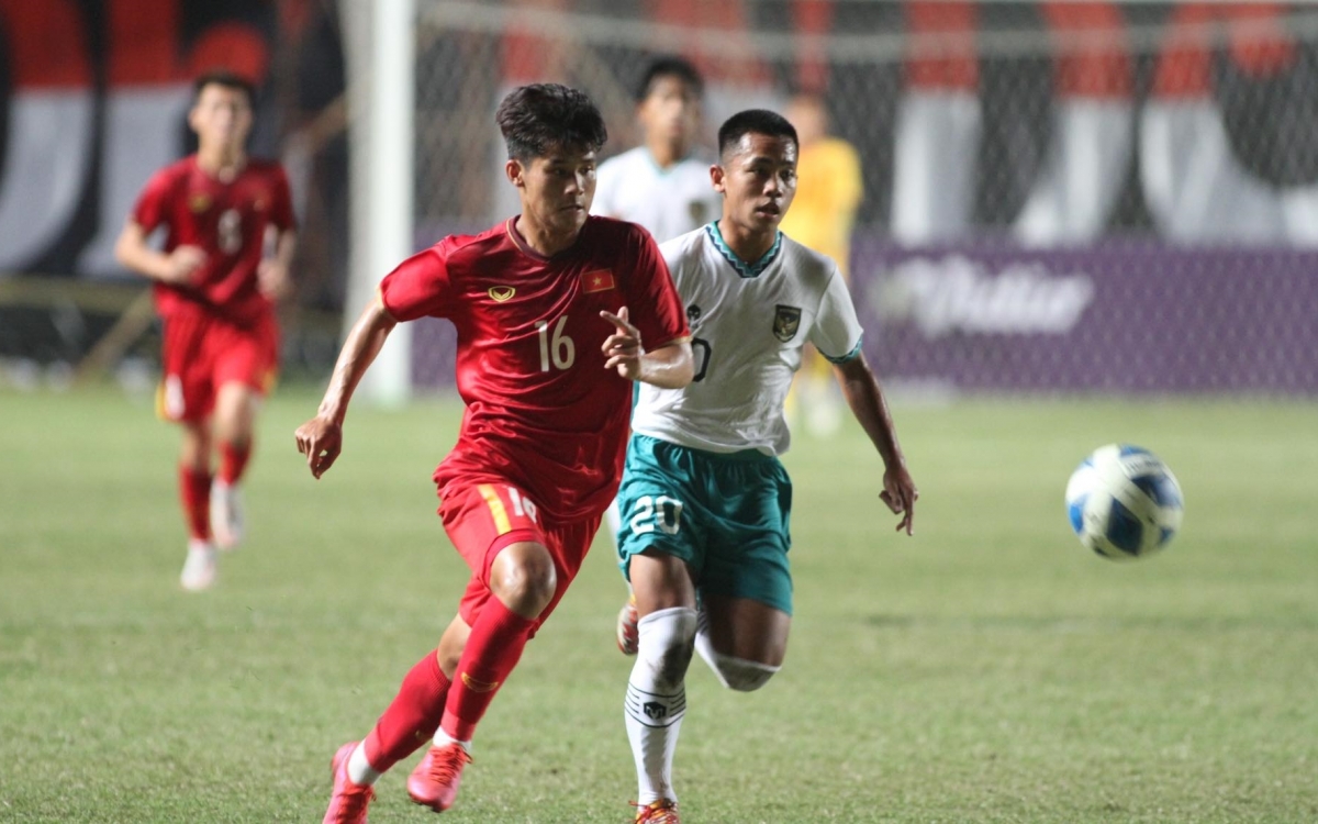 u16 việt nam thua u16 indonesia ở chung kết u16 Đông nam Á 2022 hình ảnh 1 u16 viet nam thua u16 indonesia o chung ket u16 Dong nam A 2022 hinh anh 1