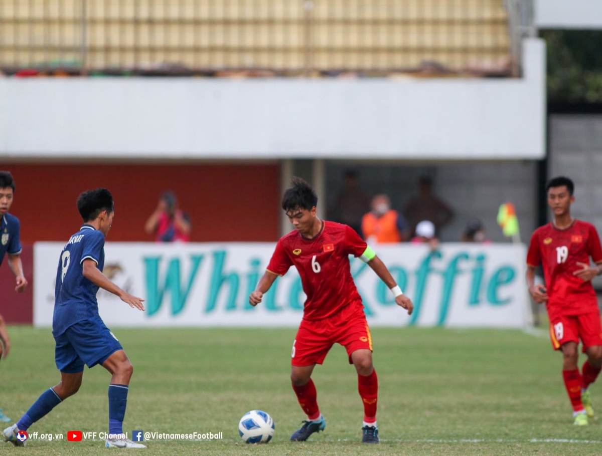 thang thuyet phuc u16 thai lan, u16 viet nam vao chung ket Dong nam A hinh anh 3