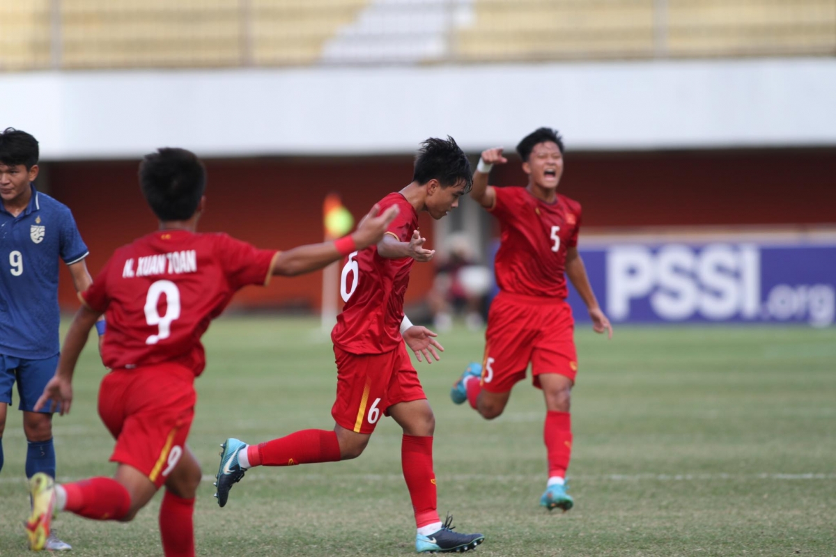 trUc tiEp u16 viet nam 2-0 u16 thai lan trong tuan nhan doi cach biet hinh anh 2