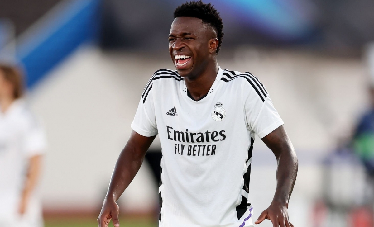 vinicius - cậu bé bị mu vồ hụt trở thành người hùng của real madrid hình ảnh 1 vinicius - cau be bi mu vo hut tro thanh nguoi hung cua real madrid hinh anh 1