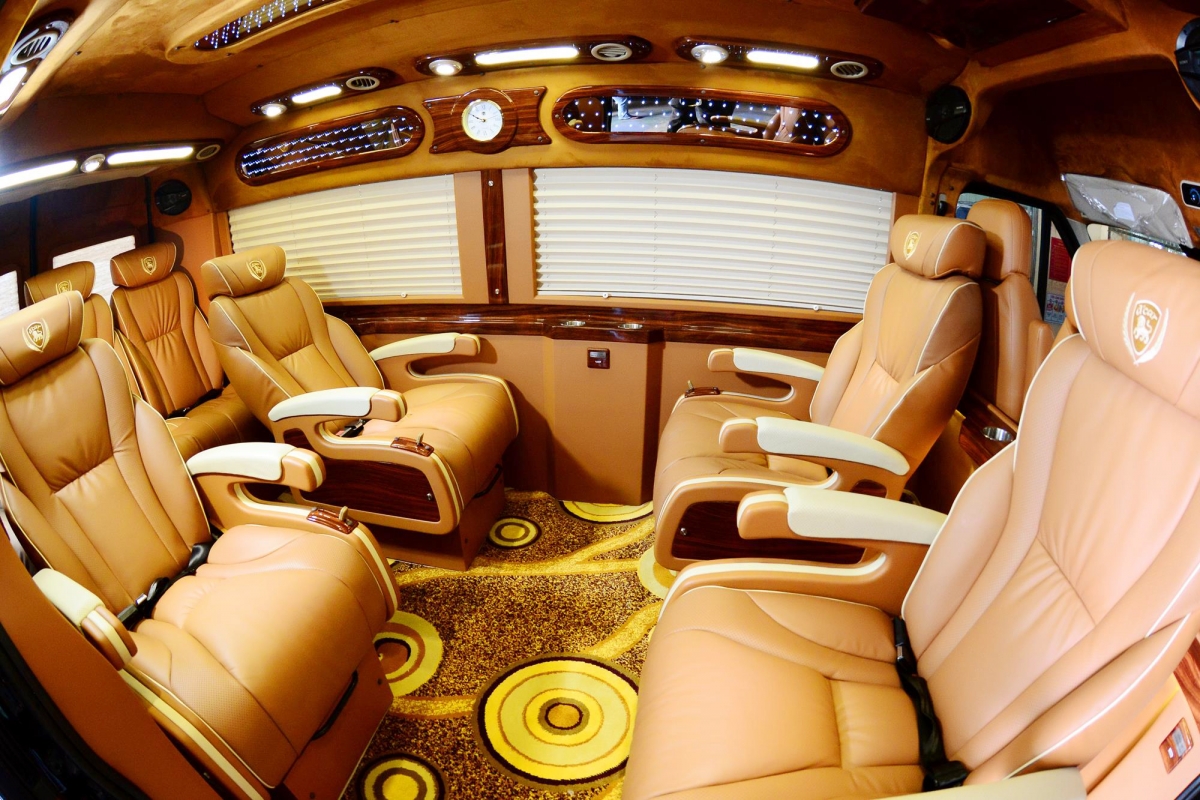 cam cai tao o to 16 cho thanh xe limousine cho khach tu ngay 1 9 hinh anh 2