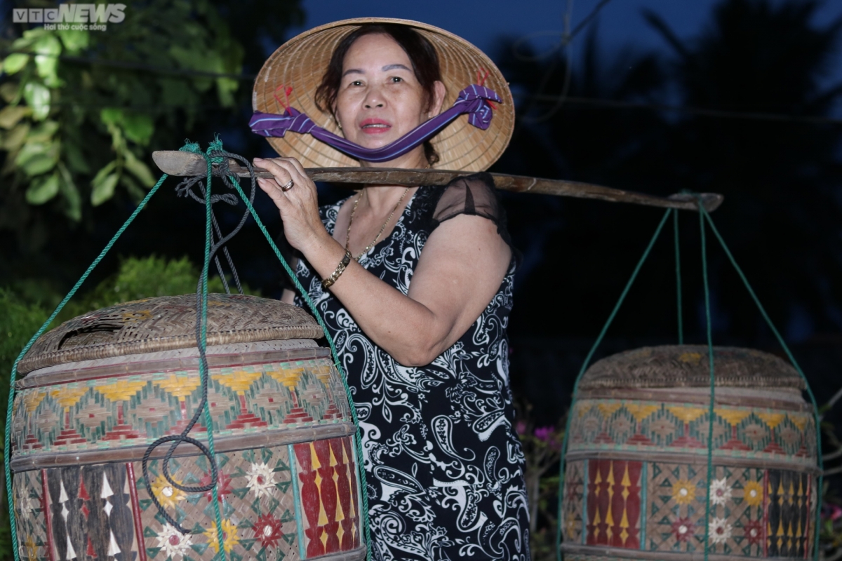 Doi ganh xieng do tai nang, do suc voc chang re moi cua nguoi binh Dinh hinh anh 3