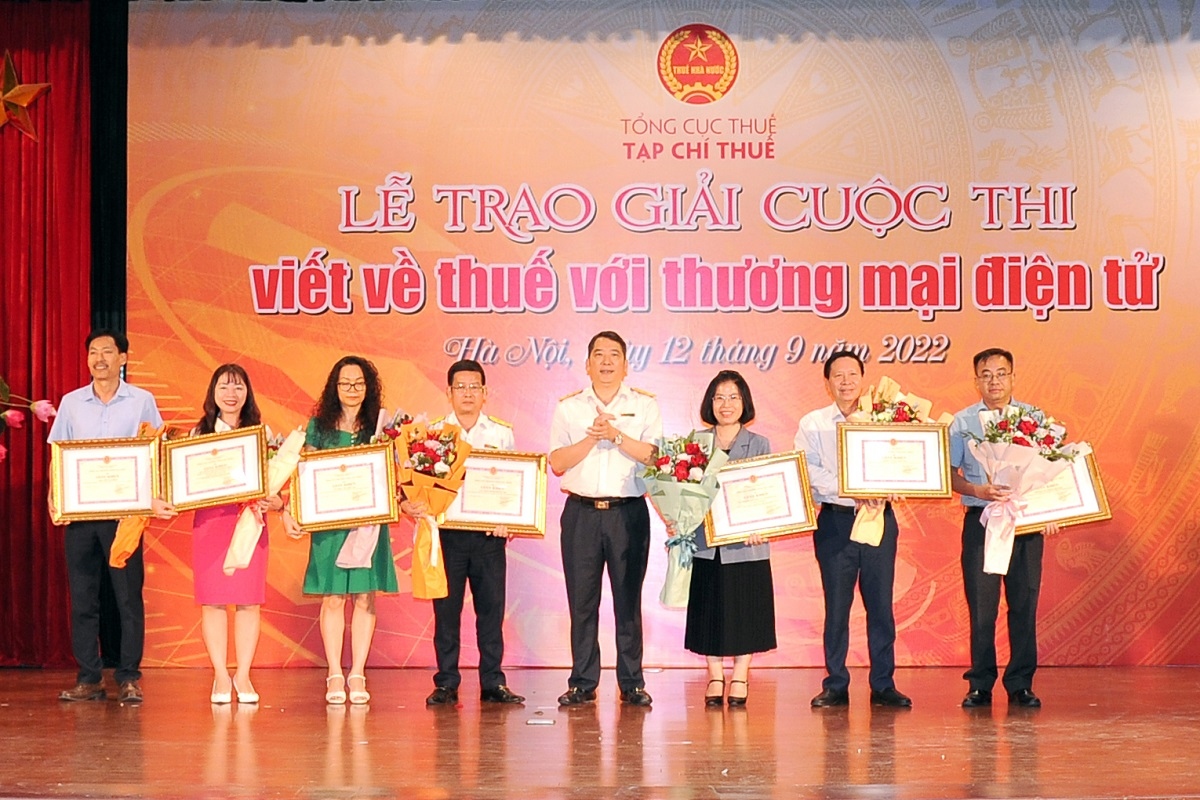 38 tác phẩm đoạt giải cuộc thi viết về thuế với thương mại điện tử hình ảnh 1 38 tac pham doat giai cuoc thi viet ve thue voi thuong mai dien tu hinh anh 1