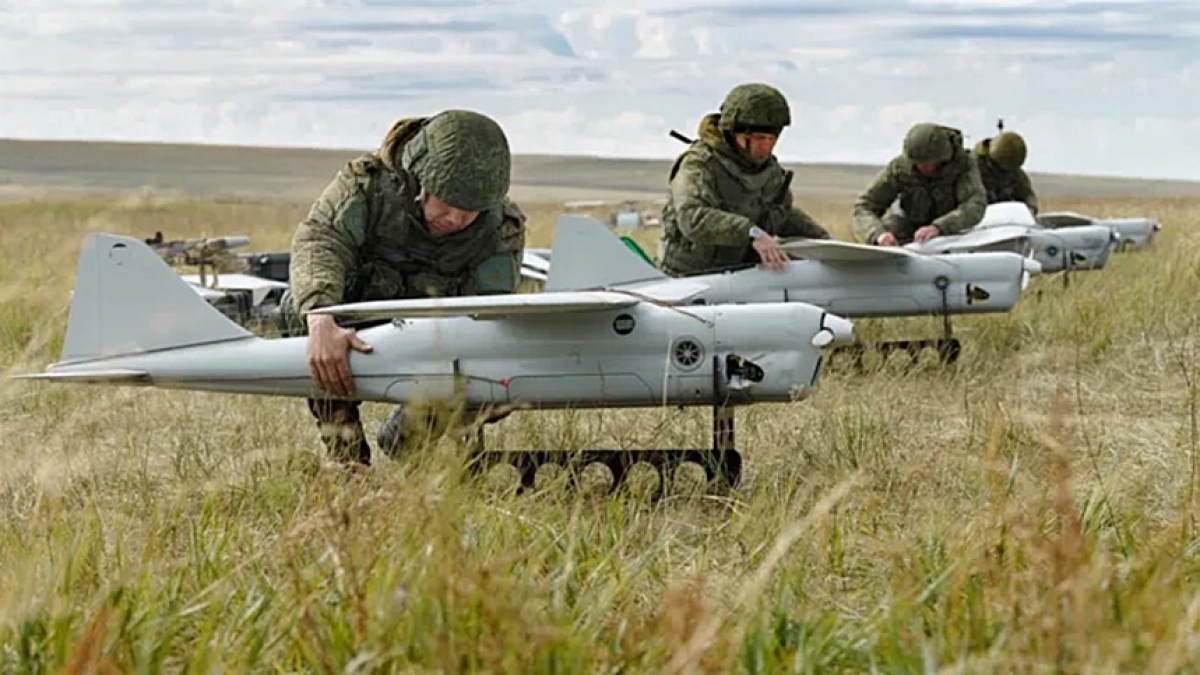 bàn cờ quốc tế phức tạp giữa bối cảnh nga dùng uav tấn công các mục tiêu ở ukraine hình ảnh 1 ban co quoc te phuc tap giua boi canh nga dung uav tan cong cac muc tieu o ukraine hinh anh 1