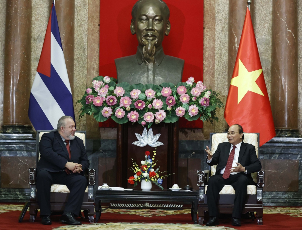  viet nam luon o ben canh, doan ket va ung ho cuba anh em hinh anh 2