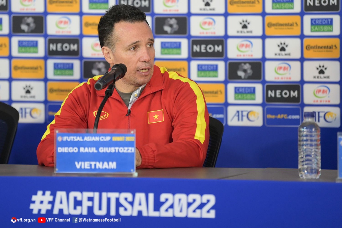 hlv diego giustozzi nói gì về khả năng Đt futsal việt nam thắng nhật bản hình ảnh 1 hlv diego giustozzi noi gi ve kha nang Dt futsal viet nam thang nhat ban hinh anh 1