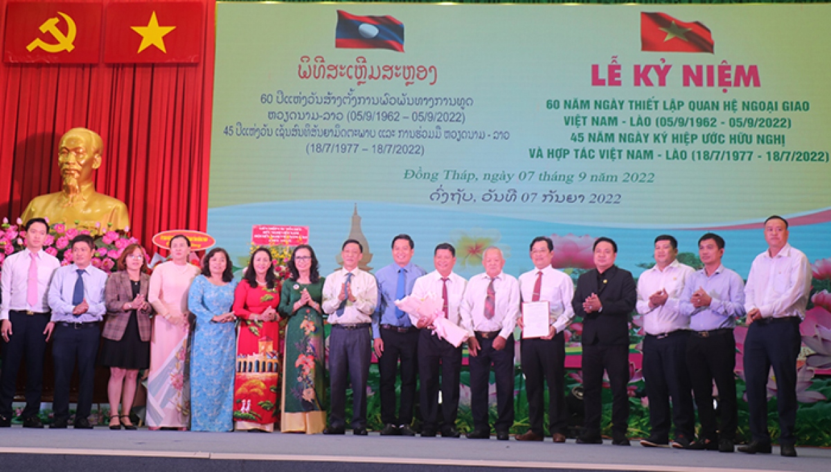 Dong thap ky niem 60 nam ngay thiet lap quan he ngoai giao viet nam lao hinh anh 2