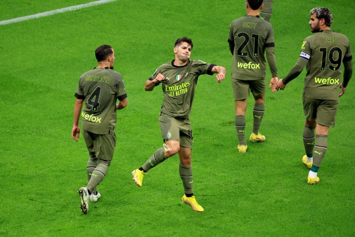 ket qua serie a ac milan ap sat ngoi dau cua napoli hinh anh 3