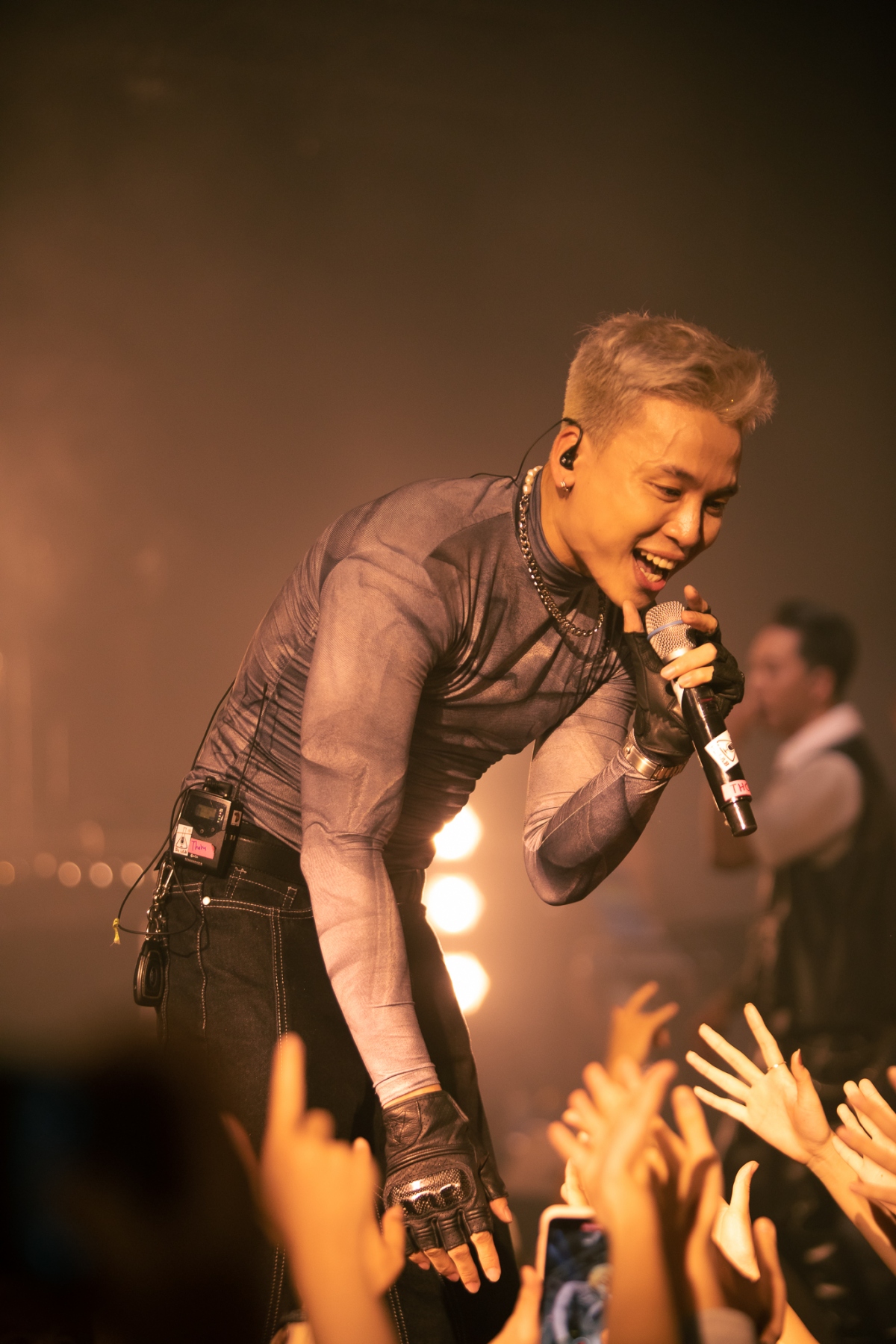 Duc phuc bat ngo xuat hien trong liveshow cua da lab hinh anh 4