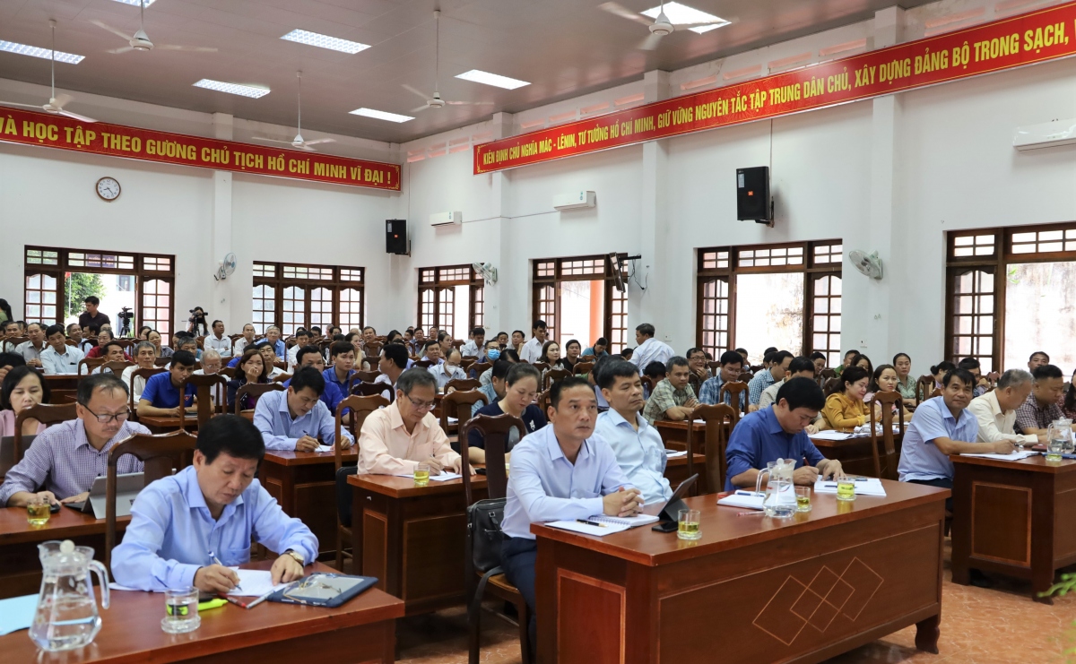 Đoàn Đại biểu quốc hội tỉnh Đắk lắk tiếp xúc cử tri trước kỳ họp thứ 4, quốc hội khoá xv hình ảnh 1 Doan Dai bieu quoc hoi tinh Dak lak tiep xuc cu tri truoc ky hop thu 4, quoc hoi khoa xv hinh anh 1