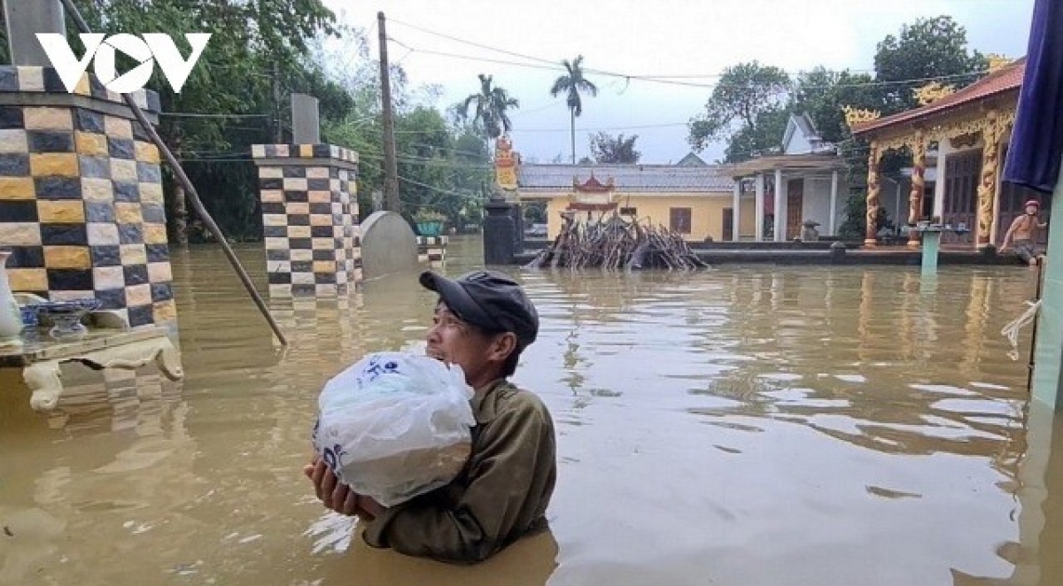 khắc phục hậu quả, chủ động ứng phó với áp thấp nhiệt đới, mưa lũ tại miền trung hình ảnh 1 khac phuc hau qua, chu dong ung pho voi ap thap nhiet doi, mua lu tai mien trung hinh anh 1