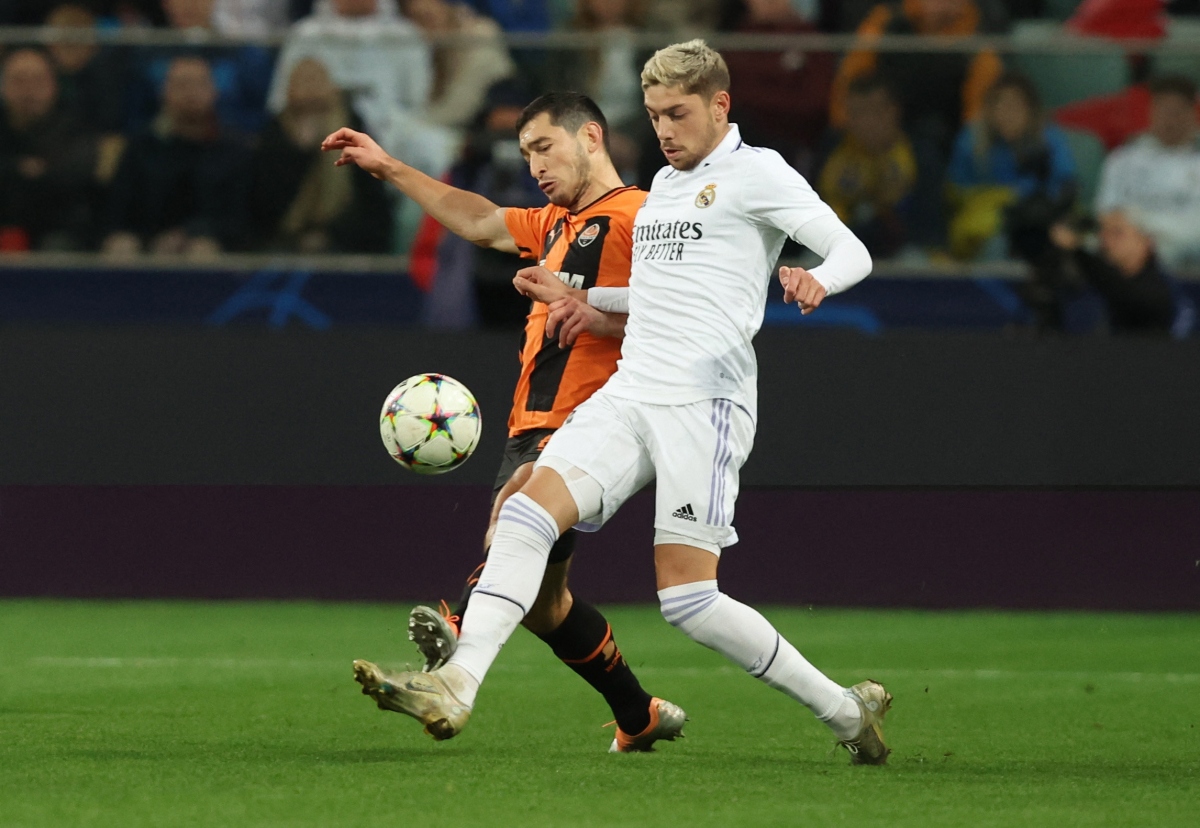 trực tiếp shakhtar donetsk 1-0 real madrid oleksandr zubkov lập công hình ảnh 1 truc tiep shakhtar donetsk 1-0 real madrid oleksandr zubkov lap cong hinh anh 1