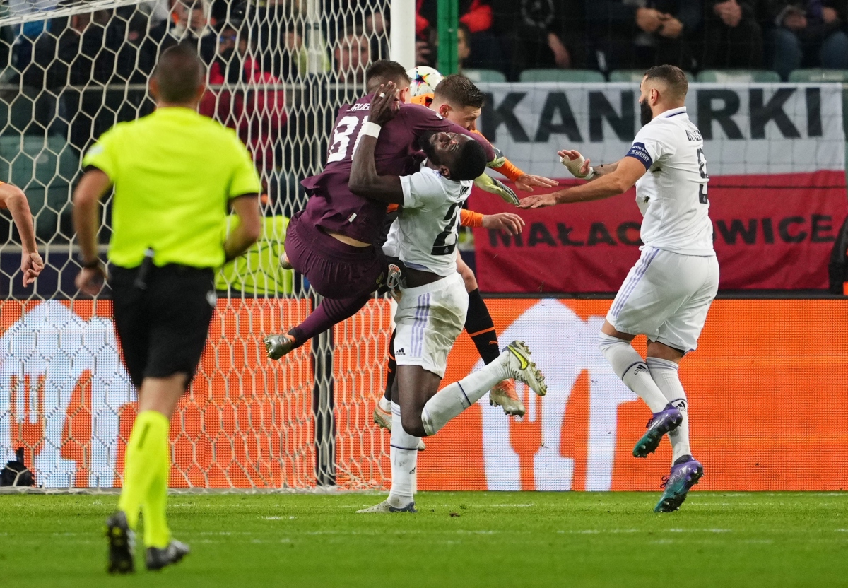 rudiger phai khau 20 mui sau khi giup real vuot qua vong bang cup c1 chau Au hinh anh 3
