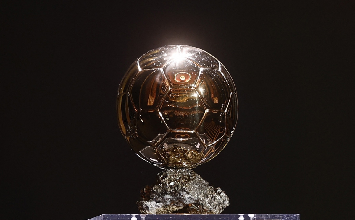 benzema doat qua bong vang 2022 hinh anh 1