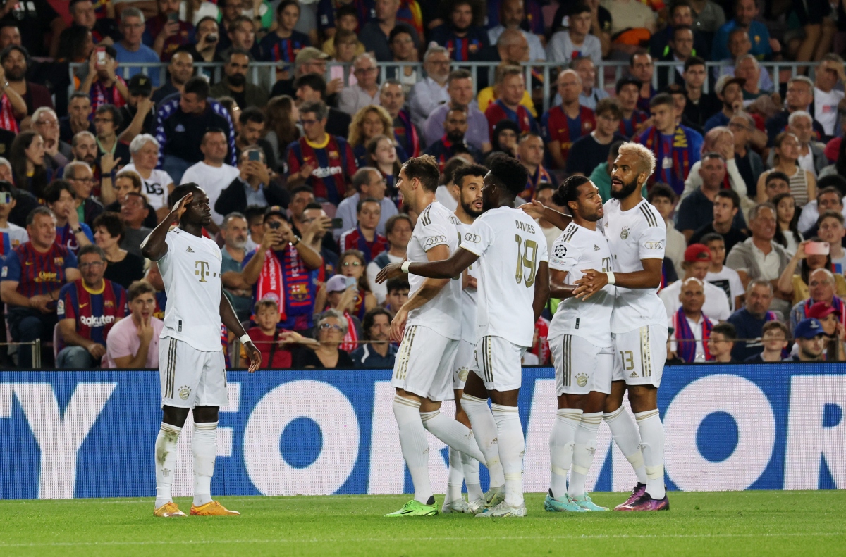 trUc tiEp barca 0-2 bayern munich choupo-moting nhan doi cach biet hinh anh 2