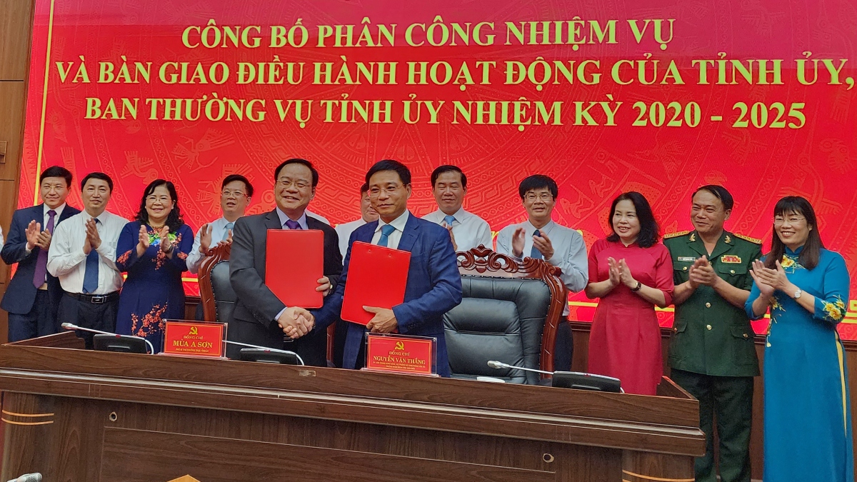 Ông mùa a sơn được phân công tạm thời điều hành hoạt động của tỉnh ủy Điện biên hình ảnh 1 Ong mua a son duoc phan cong tam thoi dieu hanh hoat dong cua tinh uy Dien bien hinh anh 1
