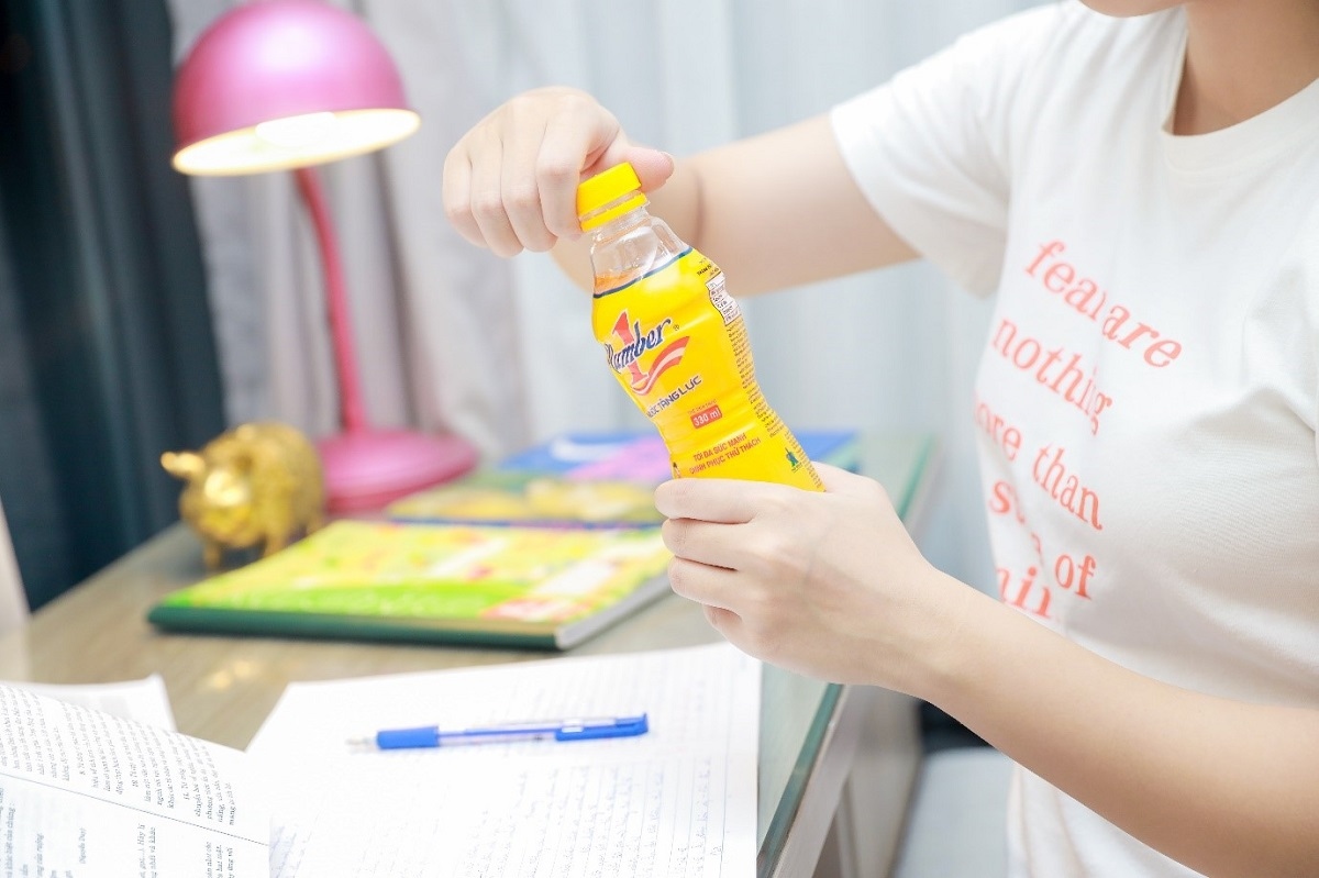 tu tin but pha nam hoc moi voi bi quyet nap nang luong ngay tuc thi hinh anh 2