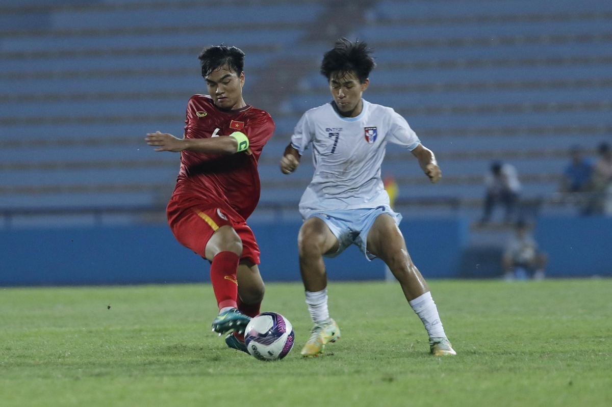 vì sao u17 việt nam thiếu nhiều cầu thủ tập huấn tại Đức hình ảnh 1 vi sao u17 viet nam thieu nhieu cau thu tap huan tai Duc hinh anh 1