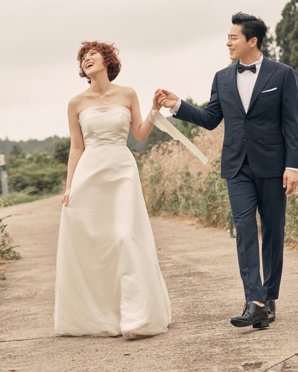 sau bi rain, tai tu jo jung suk bat ngo vuong tin don ngoai tinh hinh anh 2