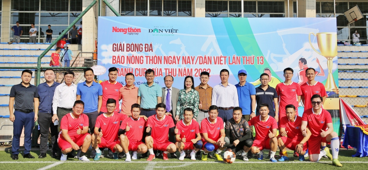 Đội bóng vov tranh tài ở giải giải bóng đá ntnn dân việt 2022 hình ảnh 1 Doi bong vov tranh tai o giai giai bong da ntnn dan viet 2022 hinh anh 1