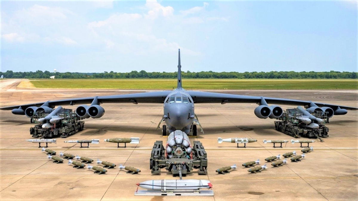 nato tập trận răn đe hạt nhân giữa lúc xung đột nga-ukraine leo thang hình ảnh 1 nato tap tran ran de hat nhan giua luc xung dot nga-ukraine leo thang hinh anh 1