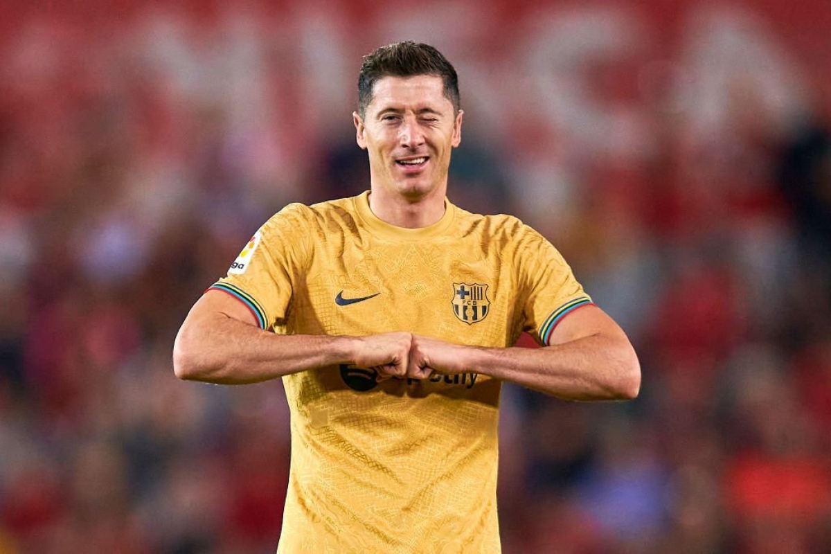 lewandowski giup barca tam chiem ngoi dau la liga hinh anh 2