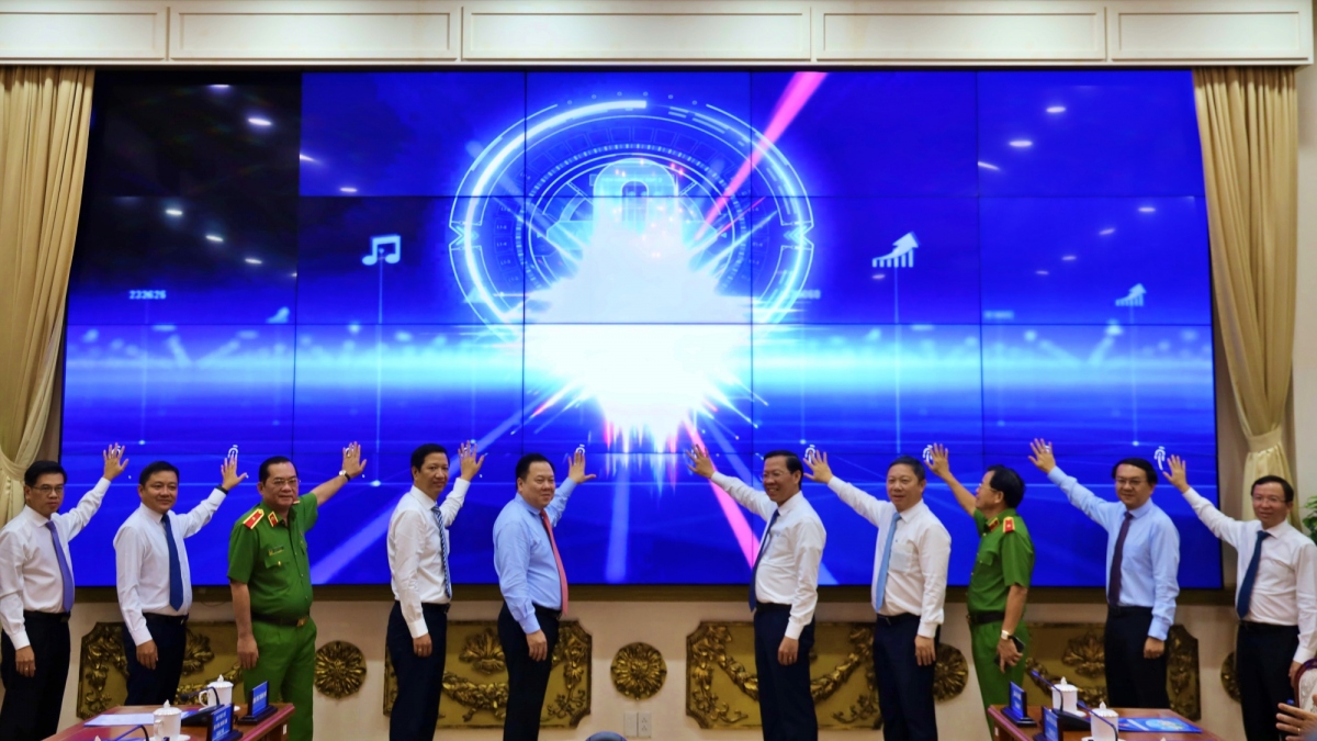 tp.hcm đặt mục tiêu vận hành nền hành chính trên nền tảng số vào năm 2025 hình ảnh 1 tp.hcm dat muc tieu van hanh nen hanh chinh tren nen tang so vao nam 2025 hinh anh 1