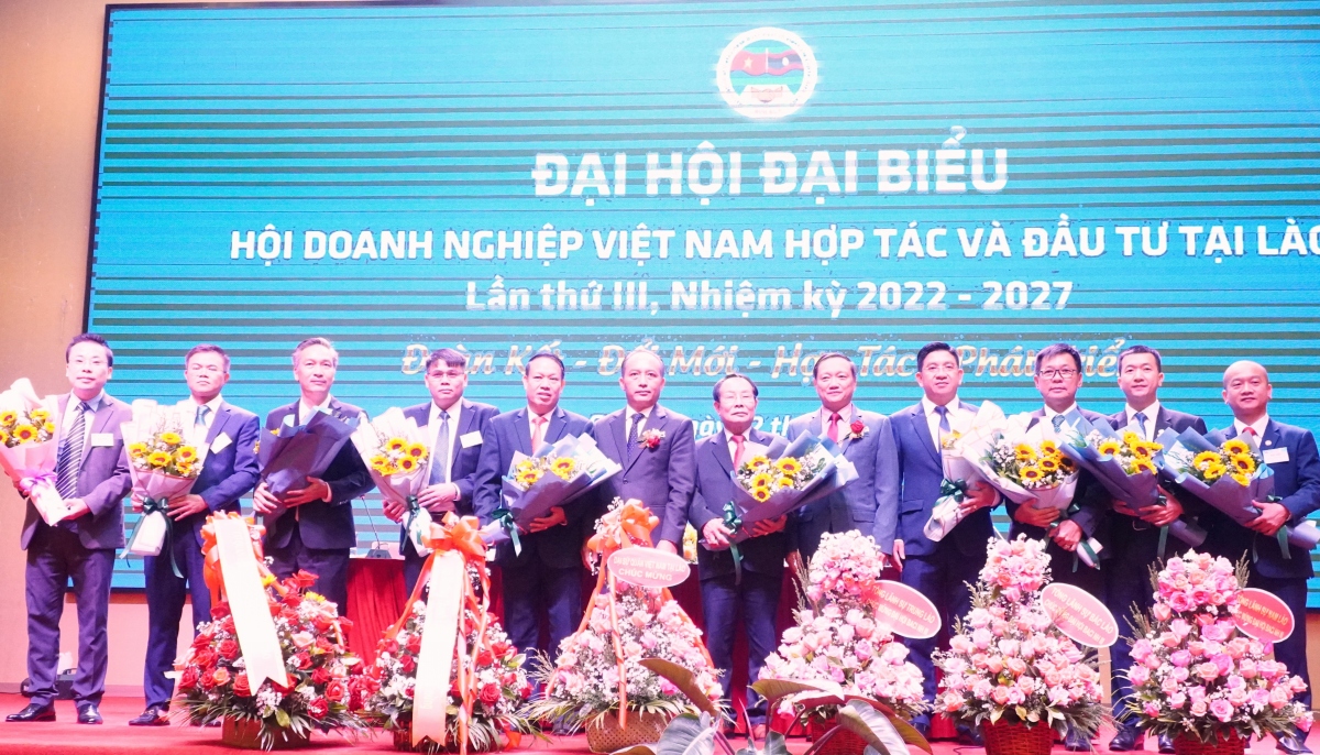 hội doanh nghiệp việt nam tại lào Đoàn kết - đổi mới - hợp tác - phát triển hình ảnh 1 hoi doanh nghiep viet nam tai lao Doan ket - doi moi - hop tac - phat trien hinh anh 1