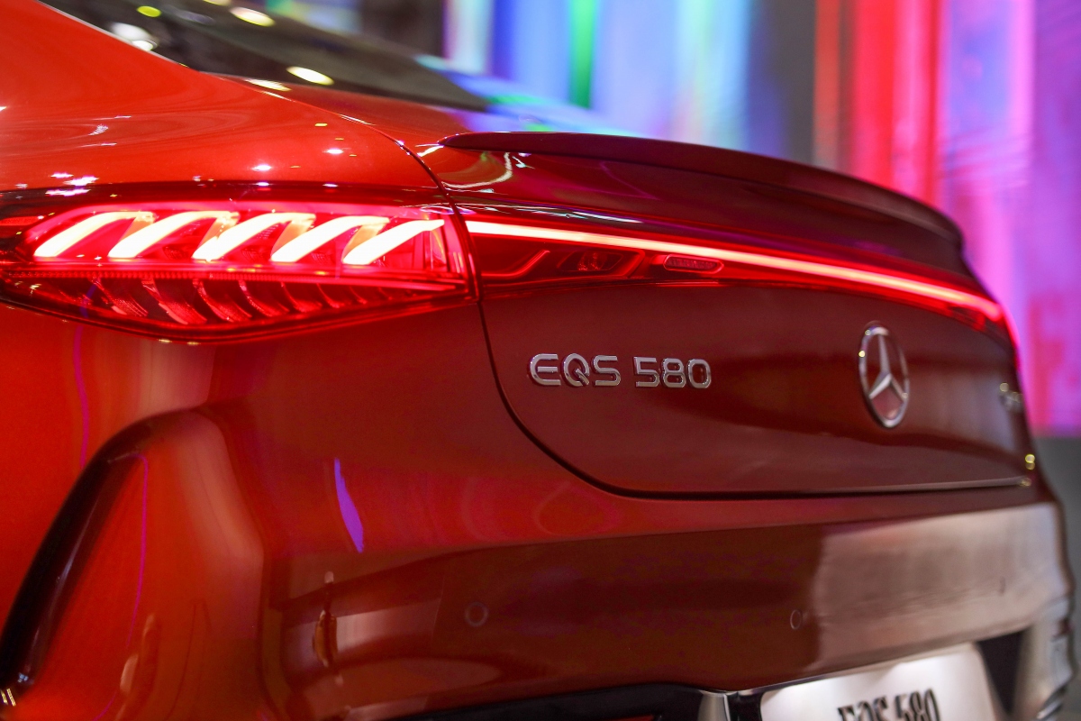 chiem nguong 2 mau xe dien mercedes-benz eqs hoan toan moi tai vms 2022 hinh anh 7