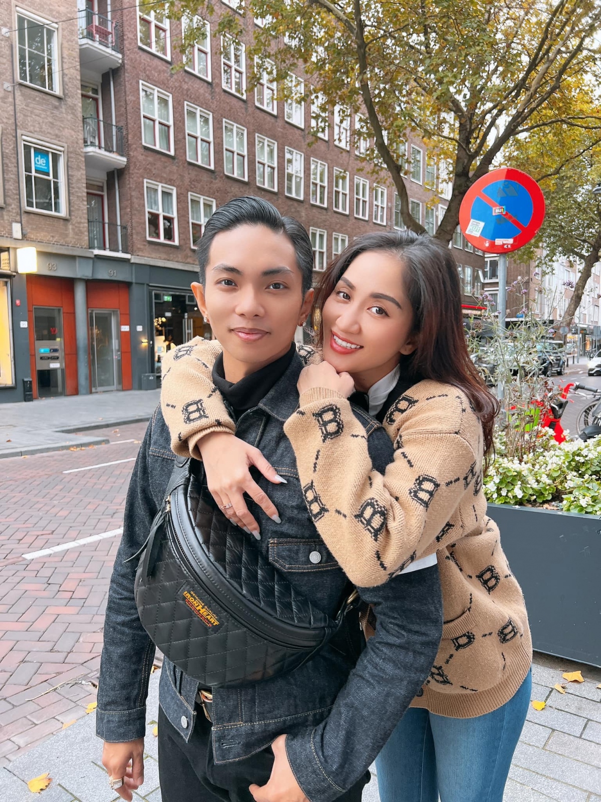khoanh khac khoa moi ngot ngao cua khanh thi - phan hien ben troi tay hinh anh 8