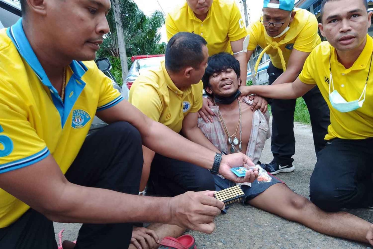 canh sat thai lan kip thoi ngan chan mot vu tham sat truong hoc khac hinh anh 1